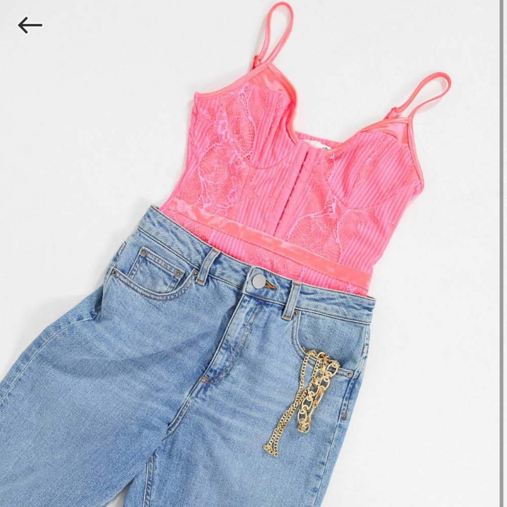 NWT Missguided petite hook and eye lace bodysuit size 6